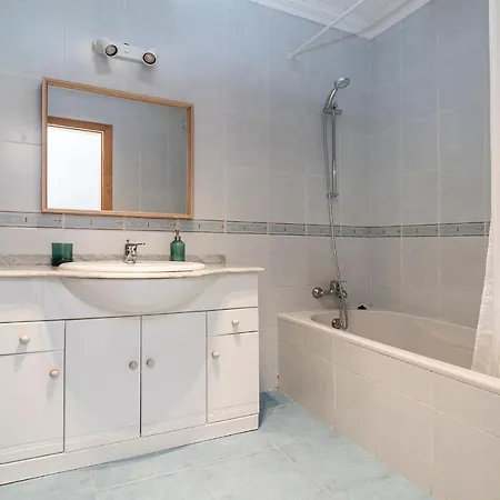 1br With Balcony Apartament Nazaré