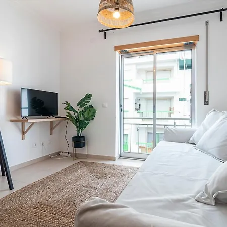 Apartament 1br With Balcony